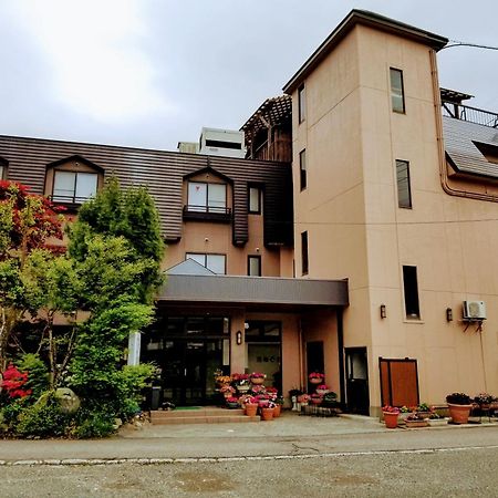 Hakuba Hotel Hana-No-Sato Exterior photo