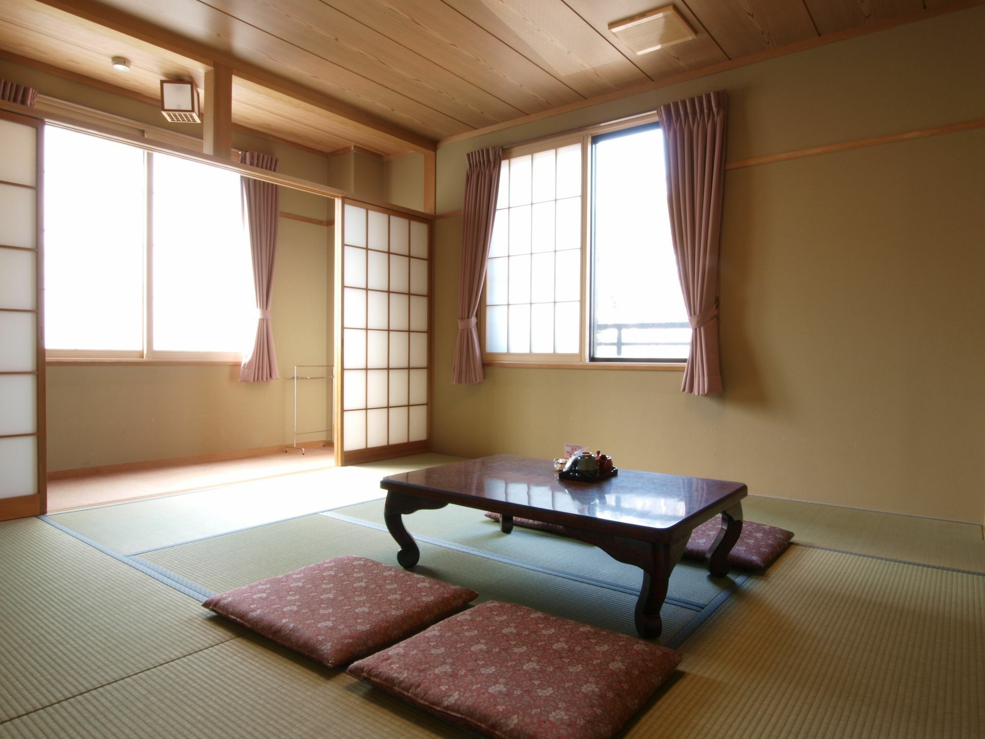 Hakuba Hotel Hana-No-Sato Exterior photo